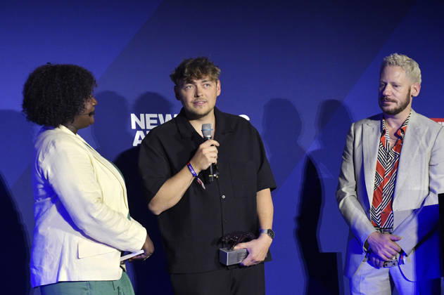 Thelma Buabeng, Marc Philip Ginolas und Marco Kreuzpaintner bei der Verleihung der Bunte New Faces Awards Film 2026 im Delphi Filmpalast. Berlin, 28.05.2026