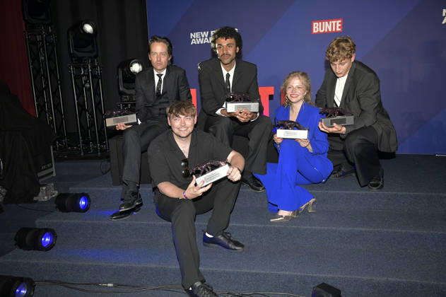Tom Schilling, Marc Philip Ginolas, Langston Uibel, Kya-Celina Barucki und Jonathan Kriener bei der Verleihung der Bunte New Faces Awards Film 2026 im Delphi Filmpalast. Berlin, 28.05.2026