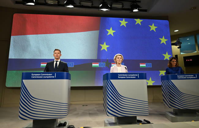 Peter Magyar - Ursula von der Leyen joint press conference in Brussels BRUSSELS, BELGIUM - MAY 29: Hungarian Prime Minister Peter Magyar and European Commission President Ursula von der Leyen hold a joint press conference in Brussels, Belgium, on May 29, 2026. Dursun Aydemir Anadolu Brussels Belgium. Editorial use only. Please get in touch for any other usage. Copyright: x2026xAnadoluxDursunxAydemirx