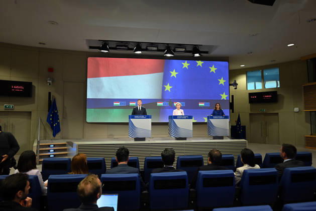 Peter Magyar - Ursula von der Leyen joint press conference in Brussels BRUSSELS, BELGIUM - MAY 29: Hungarian Prime Minister Peter Magyar and European Commission President Ursula von der Leyen hold a joint press conference in Brussels, Belgium, on May 29, 2026. Dursun Aydemir Anadolu Brussels Belgium. Editorial use only. Please get in touch for any other usage. Copyright: x2026xAnadoluxDursunxAydemirx