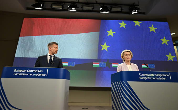 Peter Magyar - Ursula von der Leyen joint press conference in Brussels BRUSSELS, BELGIUM - MAY 29: Hungarian Prime Minister Peter Magyar and European Commission President Ursula von der Leyen hold a joint press conference in Brussels, Belgium, on May 29, 2026. Dursun Aydemir Anadolu Brussels Belgium. Editorial use only. Please get in touch for any other usage. Copyright: x2026xAnadoluxDursunxAydemirx