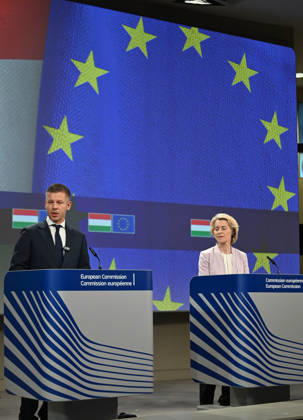 Peter Magyar - Ursula von der Leyen joint press conference in Brussels BRUSSELS, BELGIUM - MAY 29: Hungarian Prime Minister Peter Magyar and European Commission President Ursula von der Leyen hold a joint press conference in Brussels, Belgium, on May 29, 2026. Dursun Aydemir Anadolu Brussels Belgium. Editorial use only. Please get in touch for any other usage. Copyright: x2026xAnadoluxDursunxAydemirx