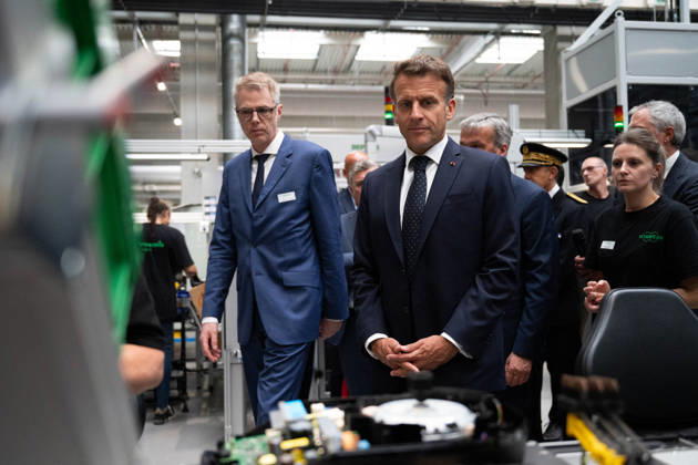 French President Emmanuel Macron visits the Vorwerk factory, which manufactures Thermomix kitchen appliances, as part of the Choose France Days in Donnemain Saint Mames, central France, May 29, 2026 Donnemain Saint Mames France  Copyright: xGrÃ goirexCampione Pool BestimagexGrÃ goirexCampione Pool Bestimagex