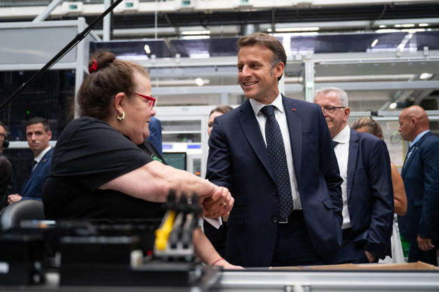 French President Emmanuel Macron visits the Vorwerk factory, which manufactures Thermomix kitchen appliances, as part of the Choose France Days in Donnemain Saint Mames, central France, May 29, 2026 Donnemain Saint Mames France  Copyright: xGrÃ goirexCampione Pool BestimagexGrÃ goirexCampione Pool Bestimagex