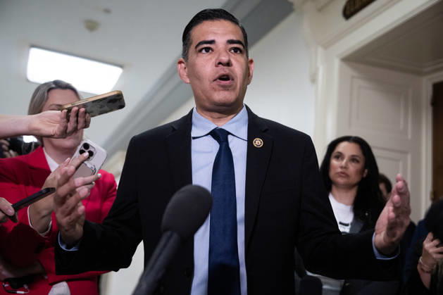 Bondi Deposition TW UNITED STATES - MAY 29: Ranking member Rep. Robert Garcia, D-Calif., speaks with reporters before former Attorney General Pam Bondi sat for a House Oversight and Government Reform Committee deposition about the Jeffrey Epstein files, in Rayburn building on Friday, May 29, 2026. (Tom Williams CQ Roll Call) Washington DC United States EDITORIAL USE ONLY Copyright: x2026xCQ-RollxCall,xInc.x TomxWilliamsx rollcallpix171266