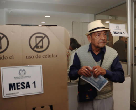 ELECTIONS COLOMBIAN CONSULATE Quito, Friday, May 29, 2026 Colombian Consulate in Quito, receives its citizens to vote in the 2026 presidential elections Photos API Rolando Enriquez Quito Pichincha Ecuador POL ELECTIONSCONSULATECOLOMBIA 47bea11af95b40996db40e06aa01e4dc Copyright: xROLANDOxENRIQUEZx