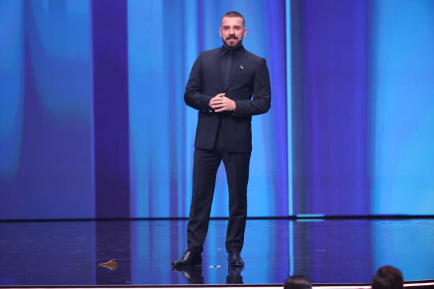 DEUTSCHER FILMPREIS 2026 - SHOW Edin Hasanovic Laudator BESTE MÄNNLICHE NEBENROLLE bei der Verleihung DEUTSCHER FILMPREIS 2026 in Berlin Copyright: xEventpressxFuhrx