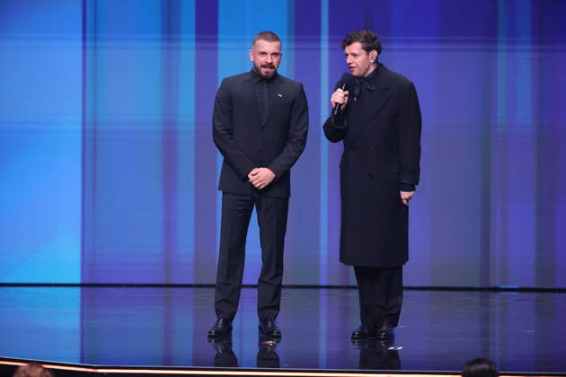 DEUTSCHER FILMPREIS 2026 - SHOW Edin Hasanovic Laudator BESTE MÄNNLICHE NEBENROLLE und Christian Friedel bei der Verleihung DEUTSCHER FILMPREIS 2026 in Berlin Copyright: xEventpressxFuhrx