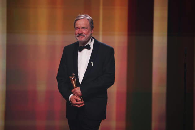 DEUTSCHER FILMPREIS 2026 - SHOW Michael Wittenborn Â· ACH, DIESE LÜCKE, DIESE ENTSETZLICHE LÜCKE - BESTE MÄNNLICHE NEBENROLLE und Christian Friedel bei der Verleihung DEUTSCHER FILMPREIS 2026 in Berlin Copyright: xEventpressxFuhrx