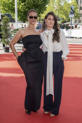 ABB FILMPREIS- Jessica Schwarz mit Begleitung zu Gast auf dem roten Teppich bei der Verleihung des Deutschen Filmpreis Lola 26 am Palais am Funkturm am 29.05.2026 in Berlin Berlin Deutschland