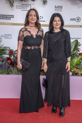ABB FILMPREIS- Natalia Woerner Jasmin Tabatabai zu Gast auf dem roten Teppich bei der Verleihung des Deutschen Filmpreis Lola 26 am Palais am Funkturm am 29.05.2026 in Berlin Berlin Deutschland