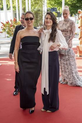 ABB FILMPREIS- Jessica Schwarz mit Begleitung zu Gast auf dem roten Teppich bei der Verleihung des Deutschen Filmpreis Lola 26 am Palais am Funkturm am 29.05.2026 in Berlin Berlin Deutschland