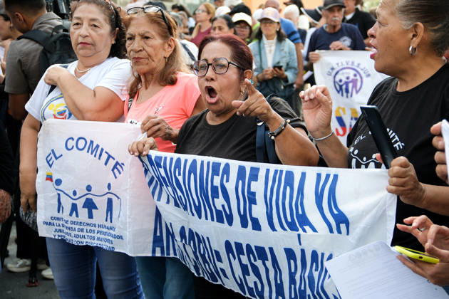 Retirees protest in Caracas on Senior Citizens’ Day over living conditions CARACAS, VENEZUELA - MAY 29: Retirees and pensioners gather at the corner of Salas Street on Senior Citizens’ Day to protest and demand improved living conditions, including a fair increase in pensions and access to essential social benefits, in Caracas, Venezuela, on May 29, 2026. Representatives from various sectors, including education, health, and universities, submit formal complaints and documents calling for dignified pensions, improved healthcare, and recovery of purchasing power. Diko Betancourt Anadolu Caracas Venezuela. Editorial use only. Please get in touch for any other usage. Copyright: x2026xAnadoluxDikoxBetancourtx