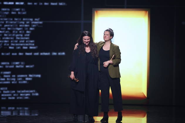DEUTSCHER FILMPREIS 2026 - SHOW Mascha Schilinski, Louise Peter Â· IN DIE SONNE SCHAUEN - BESTES DREHBUCH bei der Verleihung DEUTSCHER FILMPREIS 2026 in Berlin Copyright: xEventpressxFuhrx