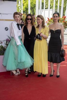 ABB FILMPREIS- Sarah Bauerett, Lavinia Wilson und Anna Brüggemann zu Gast auf dem roten Teppich bei der Verleihung des Deutschen Filmpreis Lola 26 am Palais am Funkturm am 29.05.2026 in Berlin Berlin Deutschland