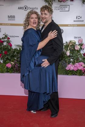 ABB FILMPREIS- Gisa Flake und Knud Riepen zu Gast auf dem roten Teppich bei der Verleihung des Deutschen Filmpreis Lola 26 am Palais am Funkturm am 29.05.2026 in Berlin Berlin Deutschland