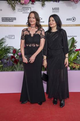 ABB FILMPREIS- Natalia Woerner und Jasmin Tabatabai zu Gast auf dem roten Teppich bei der Verleihung des Deutschen Filmpreis Lola 26 am Palais am Funkturm am 29.05.2026 in Berlin Berlin Deutschland