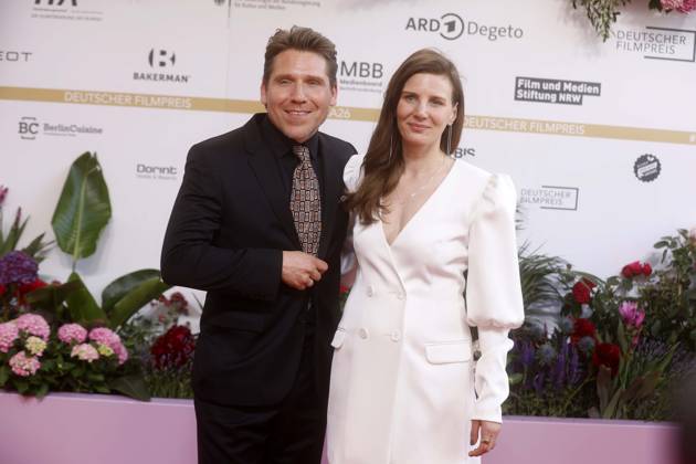 29.05.2026, Schauspieler Hanno Koffler und Regisseurin Mia Maariel Meyer, Ehefrau, bei der Verleihung des Deutscher Filmpreis, 2026, Lola, in Berlin, Roter Teppich,