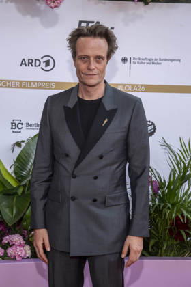 ABB FILMPREIS- August Diehl zu Gast auf dem roten Teppich bei der Verleihung des Deutschen Filmpreis Lola 26 am Palais am Funkturm am 29.05.2026 in Berlin Berlin Deutschland