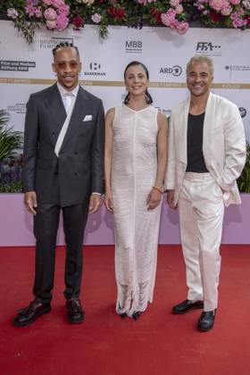 ABB FILMPREIS- Jerry Hoffmann, Aylin Tezel und Kostja Ullmann zu Gast auf dem roten Teppich bei der Verleihung des Deutschen Filmpreis Lola 26 am Palais am Funkturm am 29.05.2026 in Berlin Berlin Deutschland