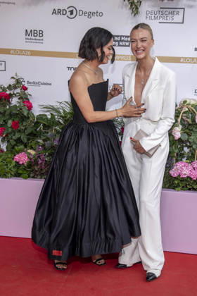 ABB FILMPREIS- Tomomi Themann und Lilly Krug zu Gast auf dem roten Teppich bei der Verleihung des Deutschen Filmpreis Lola 26 am Palais am Funkturm am 29.05.2026 in Berlin Berlin Deutschland