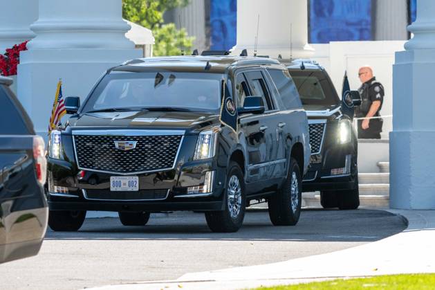 May 30, 2026, Washington, District Of Columbia, USA: The new presidential Chevrolet Suburbans start up and begin moving as President DONALD TRUMP departs the White House. Washington USA  - ZUMAs365 20260530_znp_s365_007 Copyright: xJoeyxSussmanx