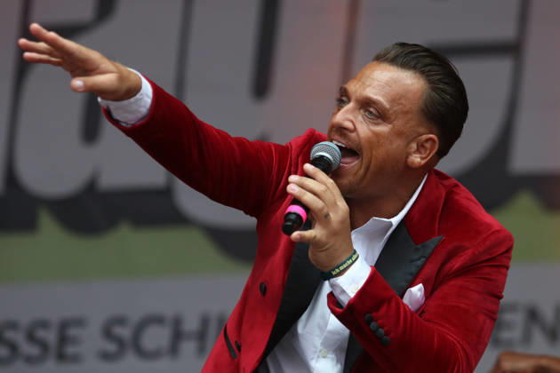 Menowin Fröhlich beim SchlagerOlymp 2026 Auftritt beim Schlagerfestival am 30.05.2026 auf dem Zentralen Festplatz in Berlin. Copyright: xmix1x