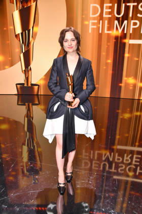 Lena Urzendowsky bei der Verleihung des Deutschen Filmpreises Lola im Palais am Funkturm Messe in Berlin am 29.05.2026
