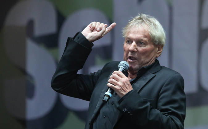 Bernhard Brink beim SchlagerOlymp 2026 Auftritt beim Schlagerfestival am 30.05.2026 auf dem Zentralen Festplatz in Berlin. Copyright: xmix1x