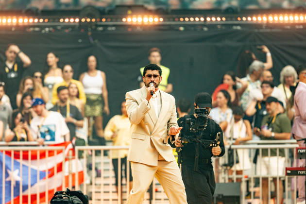 Bad Bunny performs at the Metropolitano Madrid Singer Bad Bunny performs during a concert at the Riyadh Air Metropolitano on May 30, 2026, in Madrid Spain The Puerto Rican artist will perform ten concerts in the capital between May 30 and June 15 as part of his DeBÍ TiRAR MáS FOToS World Tour 30 MAY 2026 CONCERT MUSIC PUERTO RICO PUERTORRICAN SINGER DTMF TOUR WORLD TOUR Madrid Madrid Spain Copyright: xRicardoxRubiox 7561182