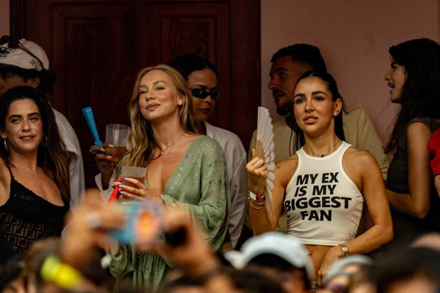 Bad Bunny performs at the Metropolitano Madrid Actresses María León i and Ester Expósito c during a concert by singer Bad Bunny, at the Riyadh Air Metropolitano, on May 30, 2026, in Madrid Spain The Puerto Rican artist will perform ten concerts in the capital between May 30 and June 15 as part of his DeBÍ TiRAR MáS FOToS World Tour 30 MAY 2026 CONCERT MUSIC PUERTO RICO PUERTO RICO PUERTORRIQUEÑO SINGER DTMF TOUR WORLD TOUR Madrid Madrid Madrid Espana Copyright: xRicardoxRubiox 7561200
