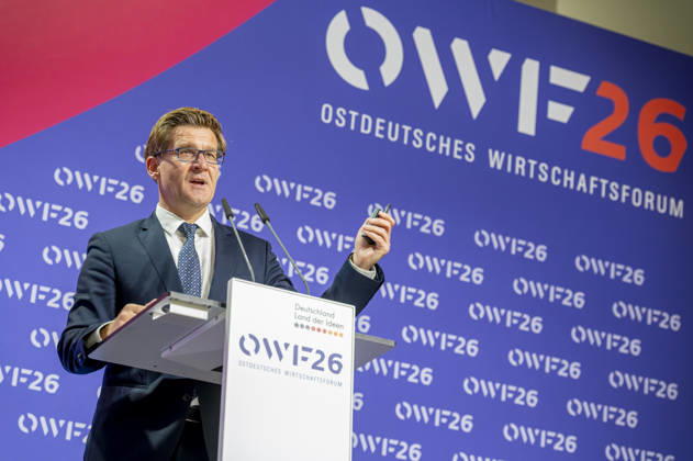 Marcin Piatkowski - OWF26 EUR, Deutschland, Berlin, 31.05.2026: Prof. Marcin Piatkowski von der Universität Warschau zur Konferenz des Ostdeutschen Wirtschaftsforum unter dem Leitgedanken Eine neue (Un)Ordnung, welche Rolle spielt Deutschland und Europa im globalen Systemwettbewerb? Ostdeutschland steht dabei im Mittelpunkt als Region. Die Transformation im Gespräch zwischen Politik, Wirtschaft und Gesellschaft