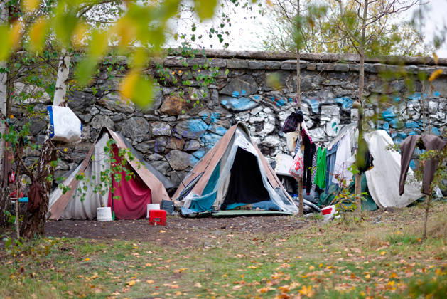 zelt,zeltlager,obdachlosigkeit,zelte,lagerplatz,obdachlos,wohnungslosigkeit ** tent,camping,homelessness,tents,camp,campings 4yz-gz5
