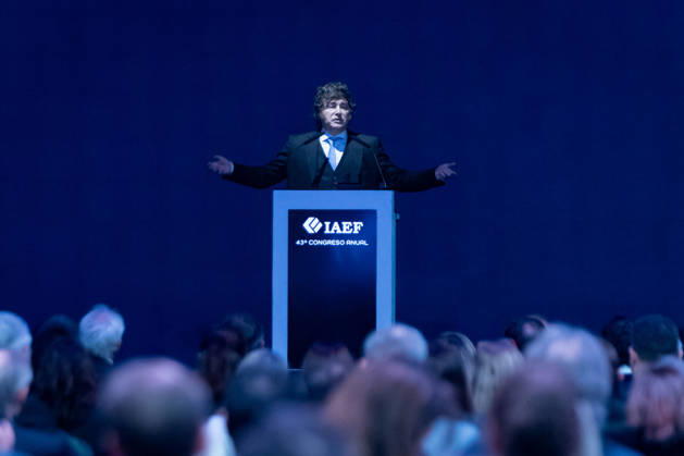 News Bilder des Tages June 3, 2026, Buenos Aires, Buenos Aires, Argentina: Javier Milei delivers a speech during the closing session of the 43rd Congress of the Argentine Institute of Finance Executives. Buenos Aires Argentina - ZUMAp265 20260603_zip_p265_001 Copyright: xDelfinaxCorberaxPix