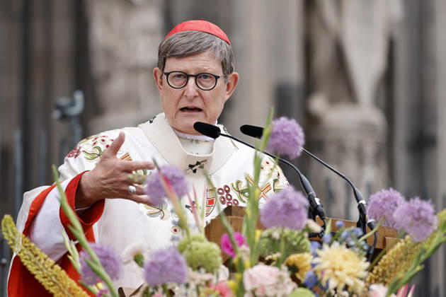 Erzbischof Rainer Maria Kardinal Woelki beim Pontifikalamt zu Fronleichnam 2026 auf dem Roncalliplatz mit anschließender Prozession durch die Kölner Innenstadt. Köln, 04.06.2026 NRW Deutschland Copyright: xChristophxHardtx
