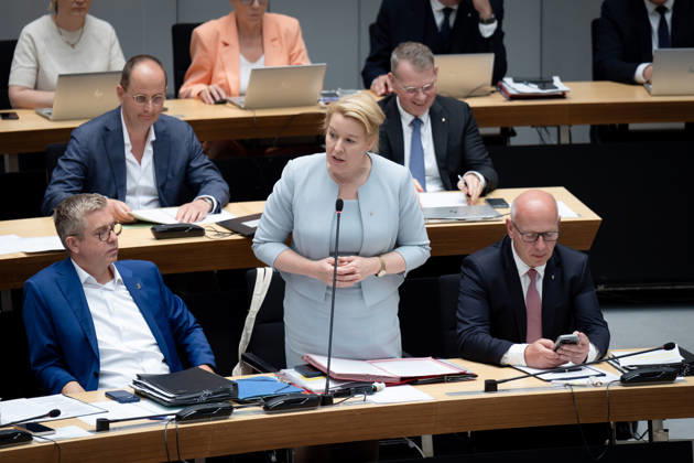 Berlin, AGH, Abgeordnetenhaus Berlin, AGH, Abgeordnetenhaus, Landesparlament, Kai Wegner, Regierender Bürgermeister, Franziska Giffey, Senatorin für Wirtschaft, Energie, Finanzsenator, Stefan Evers Berlin Berlin GER