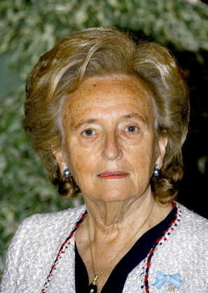 Bernadette Chirac, Wife Of Former French President Jacques Chirac, Dies At 93 Bernadette Chirac, wife of former French President Jacques Chirac, has died at the age of 93. A steadfast supporter throughout her husband’s political career, Bernadette Chodron de Courcel became an influential figure in French public life. She served as a member of the Corrèze General Council and was deeply involved in charitable work. She passed away on Friday at the age of 93. FILE - French first lady Bernadette Chirac accompanies Spain s King Juan Carlos and Queen Sofia in Toulouse welcomed by mayor and foreign affair minister Philippe Douste-Blazy at the city hall in Toulouse, south of France on March 29, 2006. Later they visit Airbus insdutry and Juan Carlos Copyright: xBernardxPatrick ABACAx