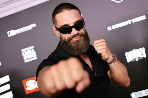 Reality-Star Aleks Petrovic bei Fame Fighting International, dem großen Promi-Boxen von BILD und Eugen Lopez - erstmalig in Kooperation mit Misfits Boxing und dem britischen Medienpartner The Sun - in der Leverkusener Ostermann Arena. Leverkusen, 06.06.2026 NRW Deutschland Copyright: xChristophxHardtx