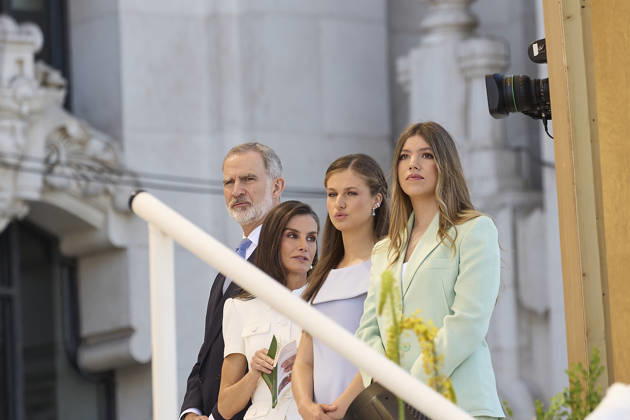 Pope Leo XIV presides at Holy Mass and a Eucharistic procession for Corpus Christi Day in Madrid King Felipe VI, Queen Letizia, Princess Leonor and Infanta Sofia attend the Mass for the feast of Corpus Christi presided over by Pope Leo XIV, in the Plaza de Cibeles, in the Plaza de Cibeles, on June 7, 2026, in Madrid Spain Pope Leo XIV officiates the Solemnity of Corpus Christi in Madrid with a Mass and subsequent Eucharistic procession around the capital The ceremony brings together high civil and religious authorities, as well as numerous faithful who follow the route of the Blessed Sacrament King Felipe VI, Queen Letizia, Princess Leonor and Infanta Sofia attend the event 07 JUNE 2026 PAPAL VISIT Jesús Hellí Madrid Madrid Spain Copyright: xJesusxHellin EuropaxPress Poolx 7578821