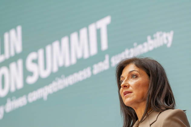 - Aviation Summit EUR, Deutschland, Berlin, 09.06.2026: Am Vortag der ILA26 treffen sich auf der Aviation Summit (BAS) Entscheider der internationalen Luftfahrt aus Politik, Industrie, Wissenschaft und Finanzen. Sie erörtern welche Fortschritte sind heute schon erreicht worden und welche Herausforderungen müssen noch gemeistert werden. Als Gäste sind anwesend: ¢ Richard Aboulafia ED, Aerodynamic Advisory ¢ Guillaume Faury CEO, Airbus ¢ Lars Wagner CEO, Airbus Commercial ¢ Michael Schöllhorn CEO, Airbus Defense and Space & President, BDLI ¢ Peter Gerber CEO, Condor ¢ Tobias Meyer CEO, Deutsche Post DHL Group ¢ Magda KopczyÅ ska DG, European Commission, DG Move ¢ Nicola Beer VP, European