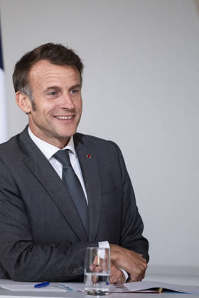 Emmanuel Macron at a meeting with the G7 Engament Groups - Paris French President Emmanuel Macron look and gestures during a meeting with the G7 Engament Groups at the Elysee Palace, French Presidential Palace, in Paris, on June 10, 2026. Photo by Eliot Blondet ABACAPRESS.COM Paris France France  Copyright: xBlondetxEliot ABACAx