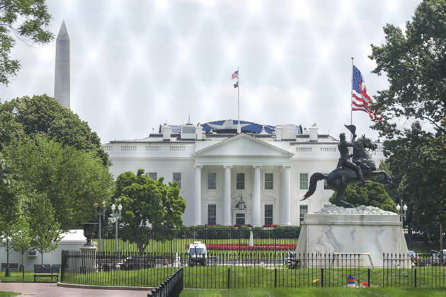 White House readies for UFC event as 250th anniversary celebrations approach WASHINGTON DC, UNITED STATES - JUNE 10: Preparations continue on the South Lawn of the White House ahead of the Ultimate Fighting Championship (UFC) Freedom 250 event, part of the America 250 celebrations, in Washington, D.C., United States on June 10, 2026. The event, scheduled for June 14, coincides with Flag Day and U.S. President Donald Trump s 80th birthday and has been described by the White House as a once-in-a-generation celebration of the American fighting spirit. Mehmet Eser Anadolu Washington United States. Editorial use only. Please get in touch for any other usage.  Copyright: x2026xAnadoluxMehmetxEserx