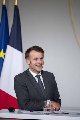 Le président Emmanuel Macron prononce un discours lors de la réception des groupes dengagement du G7 au palais de lElysée à Paris le 10 juin 2026 Eliot Blondet Pool Bestimage French President Emmanuel Macron look and gestures during a meeting with the G7 Engagement Groups at the Elysee Palace, French Presidential Palace, in Paris, on June 10, 2026 Paris France  Copyright: xEliotxBlondetx xPoolx xBestimagexEliotxBlondetx xPoolx xBestimagex