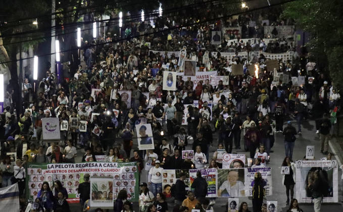 June 10, 2026, Mexico City, Mexico City, mexico: Dozens of searching mothers from ten states across the country are seeking to reach Banorte Stadium to demand that their requests be addressed. Mexico City mexico - ZUMAt178 20260610_zip_t178_021 Copyright: xNadiaxTecuapetlax