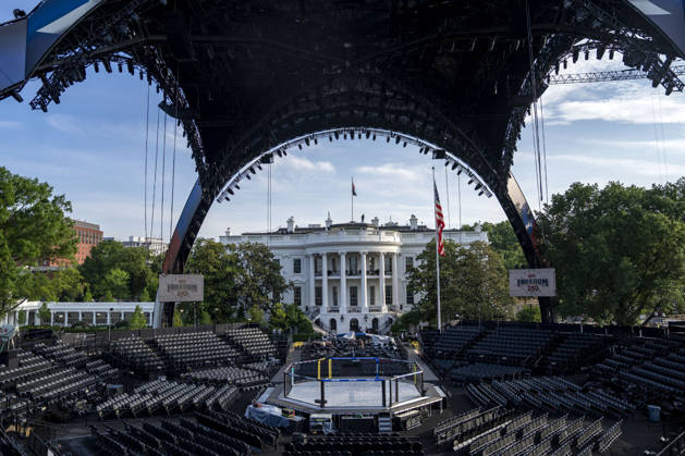 The Ultimate Fighting Championship (UFC) arena is seen as preparations continue for the UFC Freedom 250 event on the South Lawn of the White House in Washington, DC on Thursday, June 11, 2026. President Donald Trump is hosting a series of fighting matches on the South Lawn on Flag Day and his 80th birthday, June 14, in honor of America s 250th birthday.  WAP20260611301 BONNIExCASH