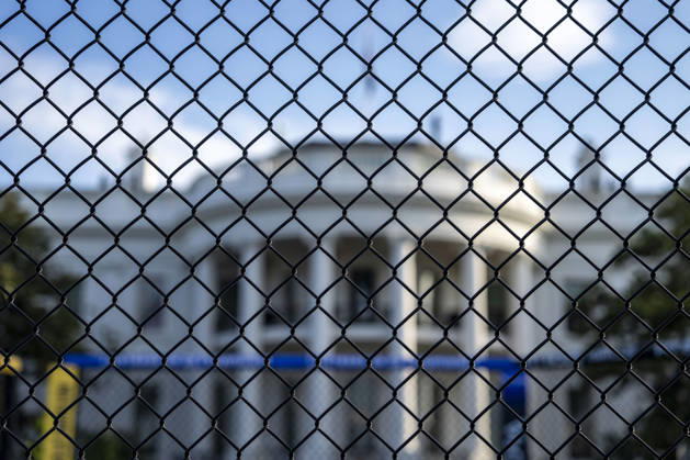 The Ultimate Fighting Championship (UFC) arena is seen as preparations continue for the UFC Freedom 250 event on the South Lawn of the White House in Washington, DC on Thursday, June 11, 2026. President Donald Trump is hosting a series of fighting matches on the South Lawn on Flag Day and his 80th birthday, June 14, in honor of America s 250th birthday.  WAP20260611305 BONNIExCASH