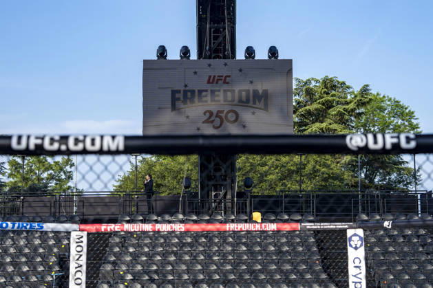 The Ultimate Fighting Championship (UFC) arena is seen as preparations continue for the UFC Freedom 250 event on the South Lawn of the White House in Washington, DC on Thursday, June 11, 2026. President Donald Trump is hosting a series of fighting matches on the South Lawn on Flag Day and his 80th birthday, June 14, in honor of America s 250th birthday.  WAP20260611309 BONNIExCASH