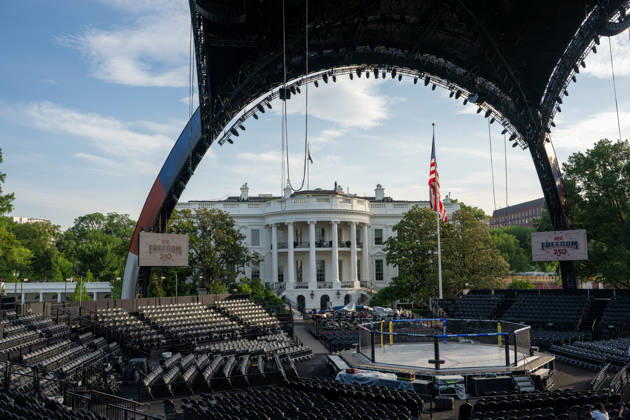 June 11, 2026, Washington, Dc, United States: Scenes from the Ulitmate Fighting Championship (UFC) arena on the South Lawn of the White House on June 11, 2026. The UFC will host the Freedom 250 fights on President TrumpÃ¢â‚¬â ¢s birthday on June 14, 2026. Washington United States - ZUMAl312 20260611_znp_l312_004 Copyright: xAndrewxLeydenx
