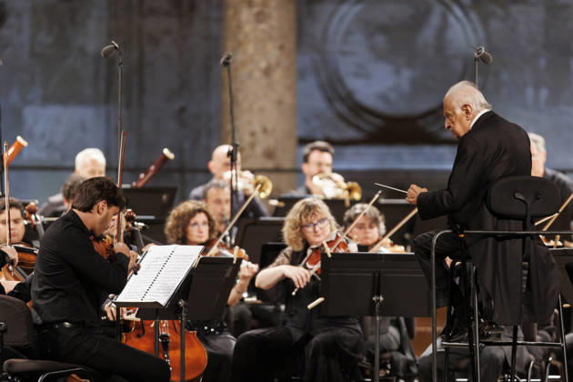 Queen Sofia presides in Granada the inaugural concert of the 75th International Festival of Music and Dance The conductor Zubin Mehtaen conducts the inaugural concert of the 75th edition of the International Festival of Music and Dance of Granada On June 12, 2026 in Granada, Andalusia Spain Queen Sofia presides in the Palace of Carlos V the inaugural concert of the 75th edition of the International Festival of Music and Dance of Granada The event is also attended by the acting councilors of Culture and Sport, Patricia del Pozo, and of Development, Territorial Articulation and Housing, Rocío Díaz, along with the Mayor of Granada, Marifrán Carazo, and the President of the Diputación de Granada, Francis Rodríguez The event marks the beginning  Copyright: xÃ?lexxCamarax 7593137