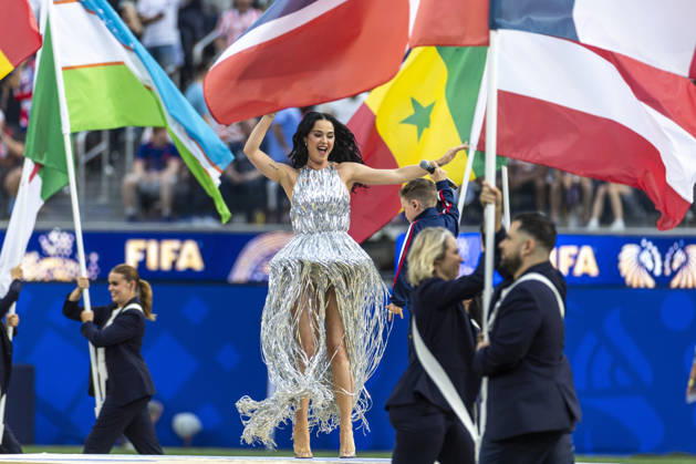 June 12, 2026, Los Angeles, California, USA: KATY PERRY performs before the FIFA World Cup Group D soccer match the United States and the Paraguay at SoFi Stadium in Inglewood. Los Angeles USA - ZUMAc68_ 20260612_zaf_c68_012 Copyright: xRingoxChiux